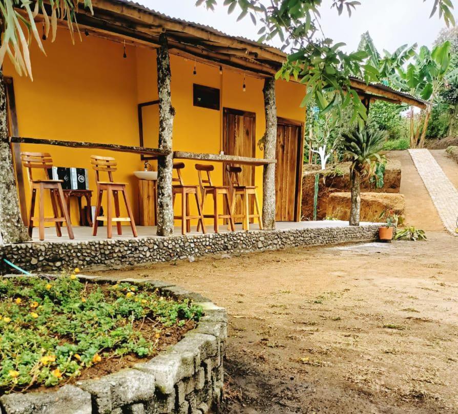 Cabanas La Miranda Filandia Exterior photo